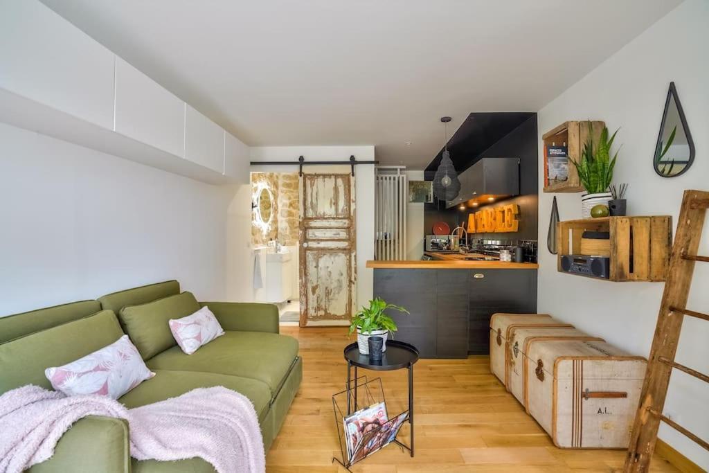 Amman Studio Avec Terrasse Au Coeur Du Village Impressionniste Овер-сюр-Оаз Екстериор снимка